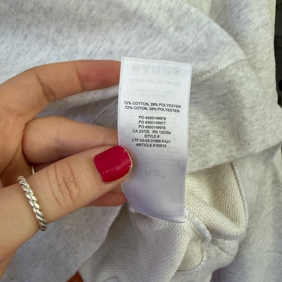 Artizia TNA Airy  Fleece Cropped Pullover Sweater Grey Size Medium Loungewear - Picture 2 of 4